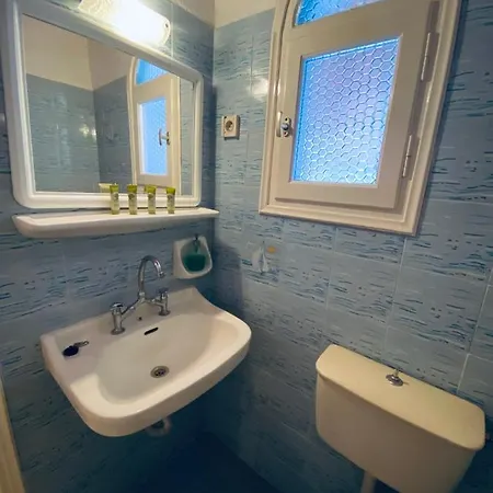 Afrodite's Loft & * Palaiokastritsa