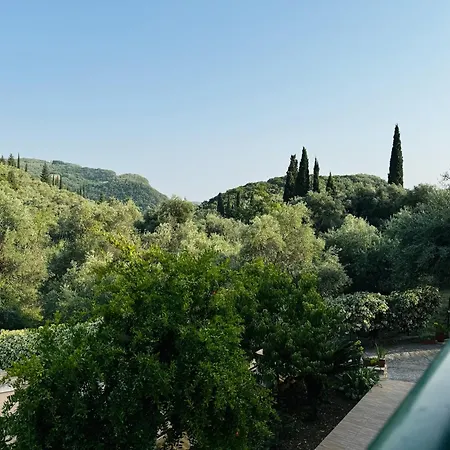 Afrodite's Loft & דירה