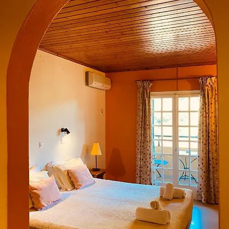 Afrodite's Loft & Apartmán Paleokastritsa