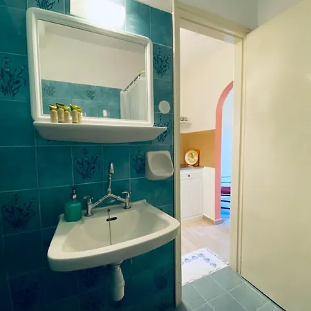 Afrodite's Loft & Палеокастрица