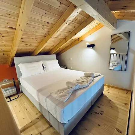 Afrodite's Loft & Палеокастрица